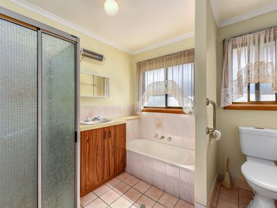 15 Wyrie Road, Millicent