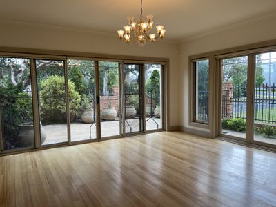 1 / 7 Holden Avenue, Rippleside