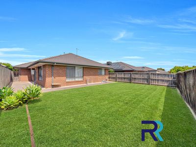 12 Lucindale Road, Wollert