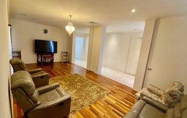 13 SIGVARD BOULEVARD, Hallam