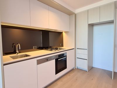 3611 / 628 Flinders Street, Docklands