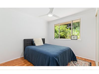 2 / 38 Farnborough Road, Yeppoon