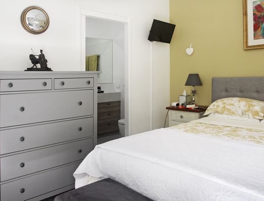 Immaculate home in gated community image 6