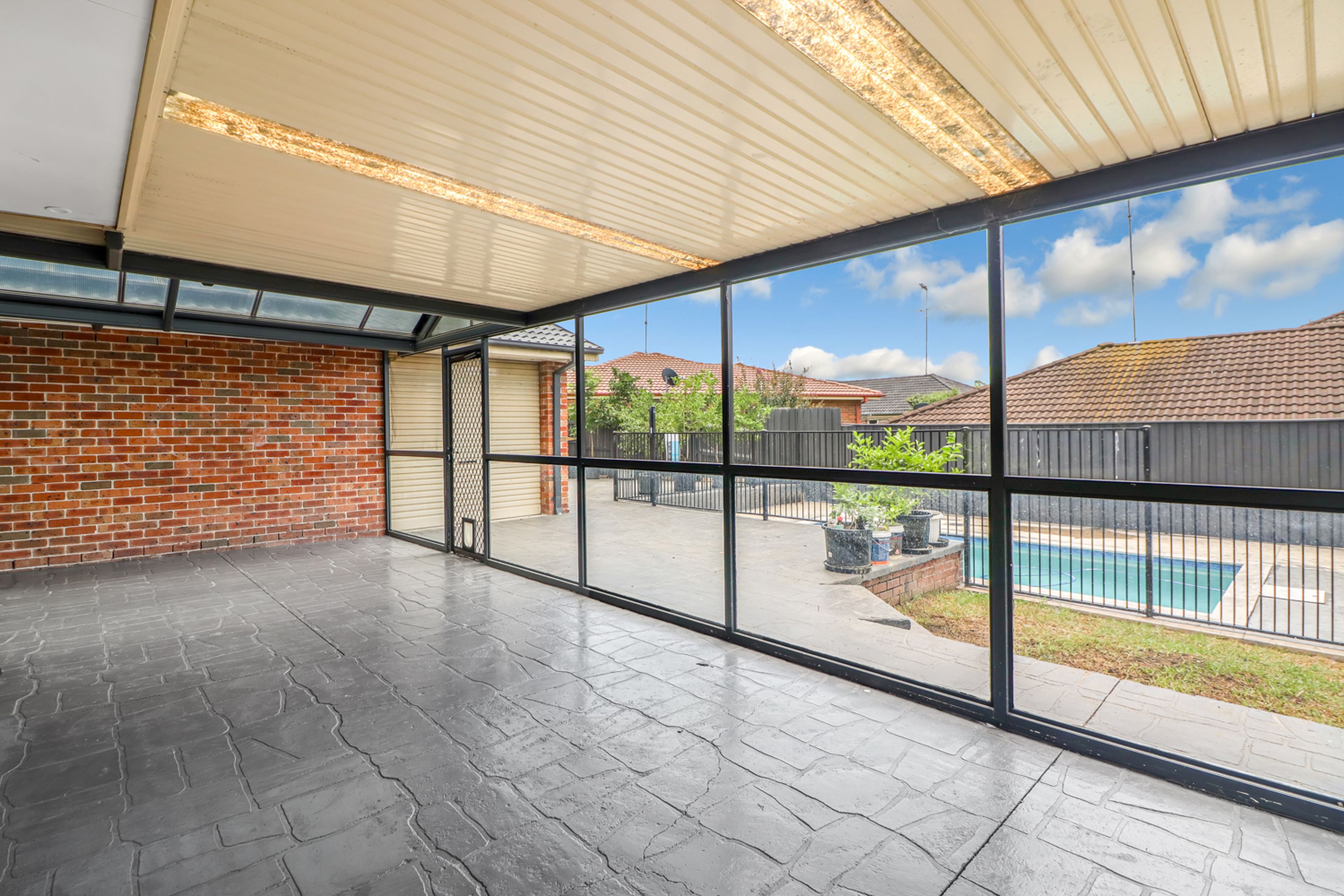 6 Cyperus Place, GLENMORE PARK