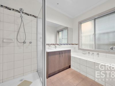 12 Atkinson Drive, Berwick