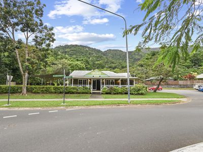 1 GAMBURRA DRIVE, Redlynch
