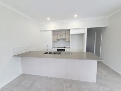 2/18 Crossing Street, Bellbird