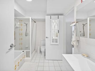 4E / 2 RIVERVIEW PARADE, Surfers Paradise