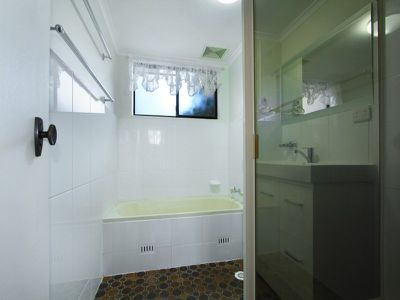 4 / 46-48 Peterborough Avenue, Lake Illawarra