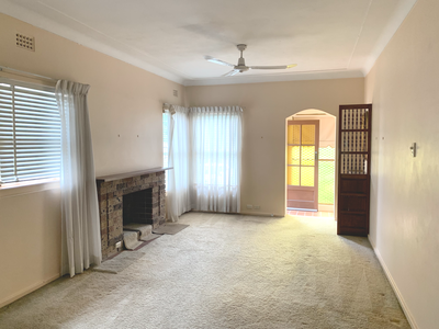 8 Booth, Westmead