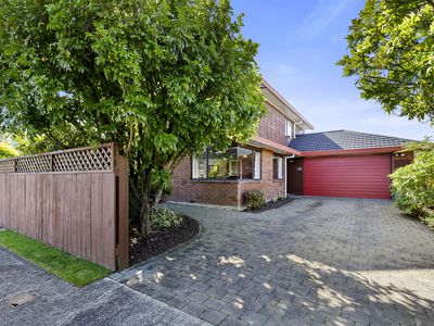 28 De Menech Grove, Avalon