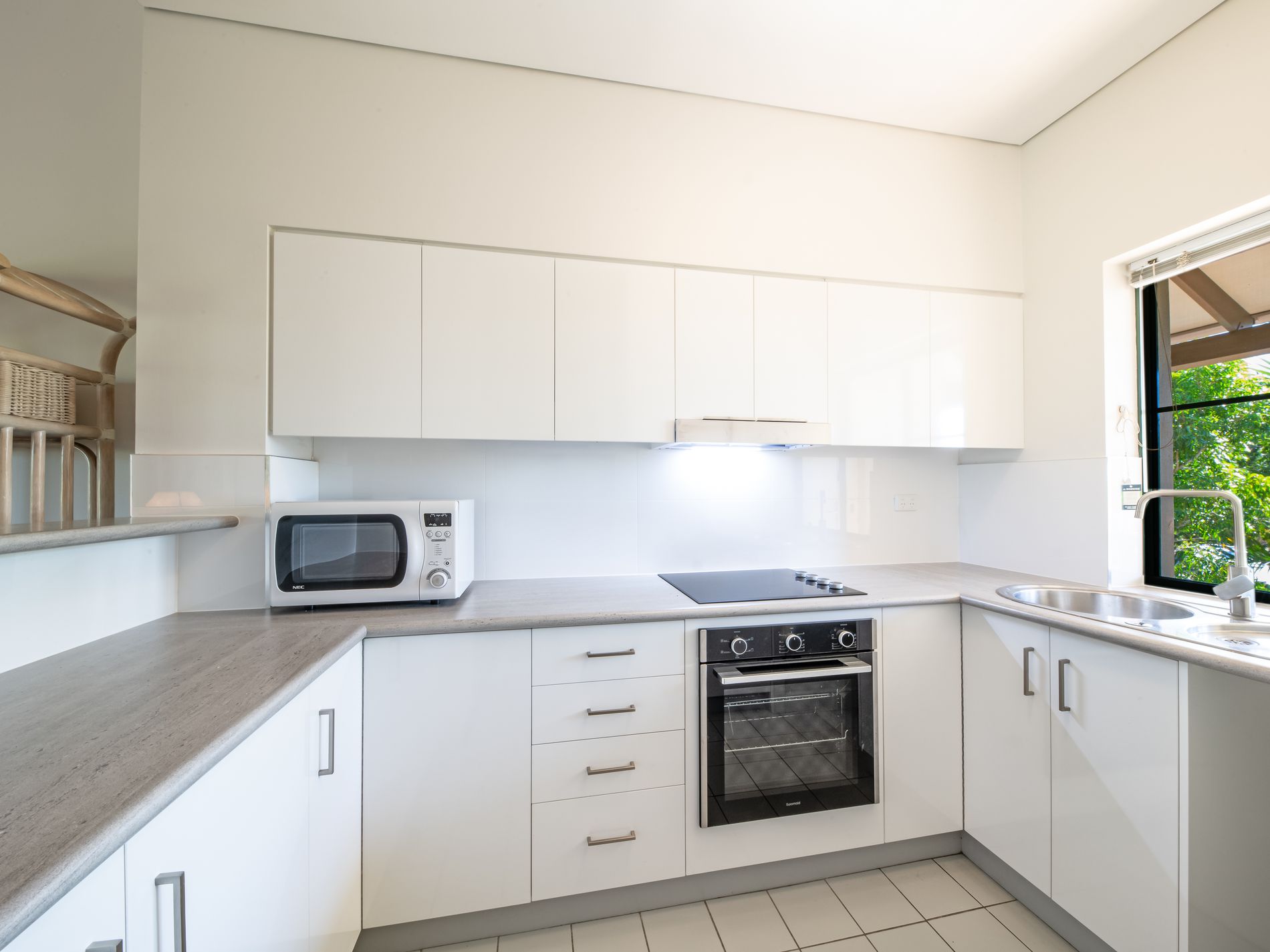 1433 / 41 Kunapipi Road, Laguna Quays