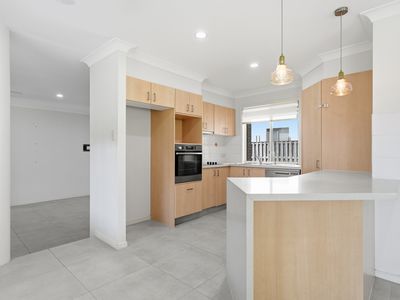 21 Yaldara Street, Pacific Pines