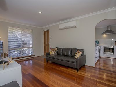 6/89 Ventnor Street, Scarborough