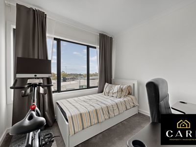 10 Kinsfolk Circuit, Doveton