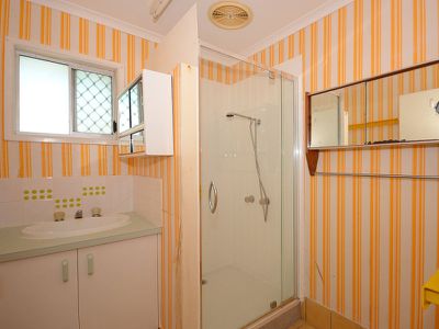 2 CHARLEVILLE STREET, Point Vernon