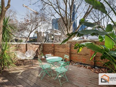 2 / 30 Tivoli Road, South Yarra