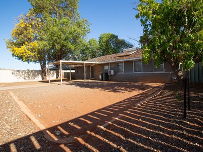5 Pettit Place, South Hedland