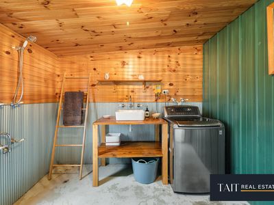 233 Braines Lane, Meadow Creek