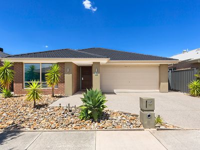 15 Hermes Avenue, Cranbourne West