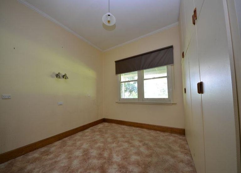 1480 Heath Road, Portland