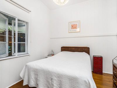 4 Clifford Street, South Golden Beach