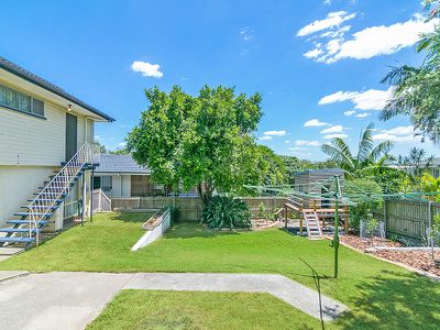 33 Pareena Crescent, Mansfield