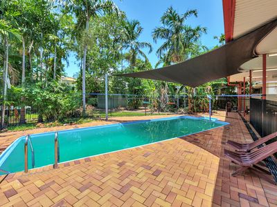 12 Radford Court, Coconut Grove