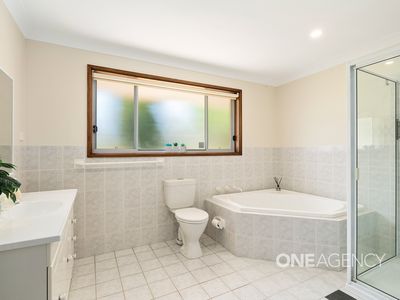 1 / 5 Marigold Close, Bomaderry