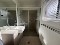 4 Hoop Pine Circuit, Coomera