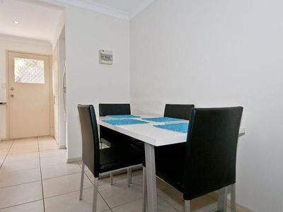 2 / 40 Pintu Dr, Tanah Merah