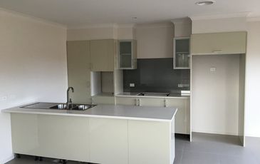 17 Egerton Street, Officer