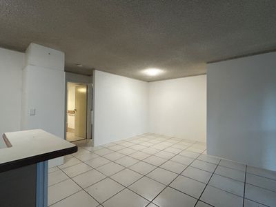 1 / 143 Bundilla Boulevard, Mountain Creek