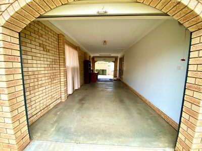 1 / 2-4 Ken Payne Place, Parkes