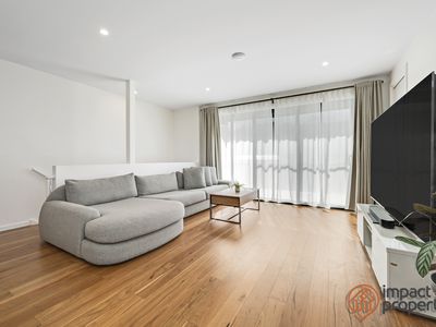 18 Redpath Terrace, Whitlam