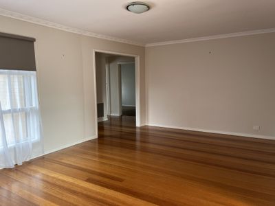 6 Walpole Avenue, Belmont
