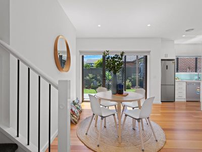 2 / 93 Huntingdale Road, Chadstone