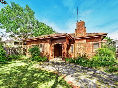 114 Summerhill Road, Glen Iris