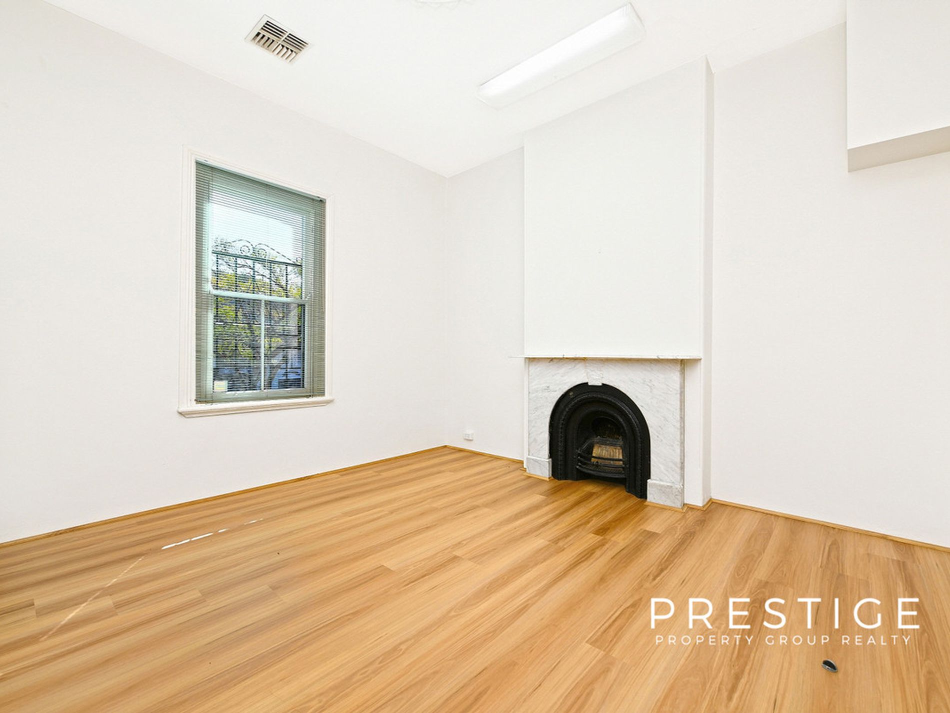 49 Wollongong Road, Arncliffe