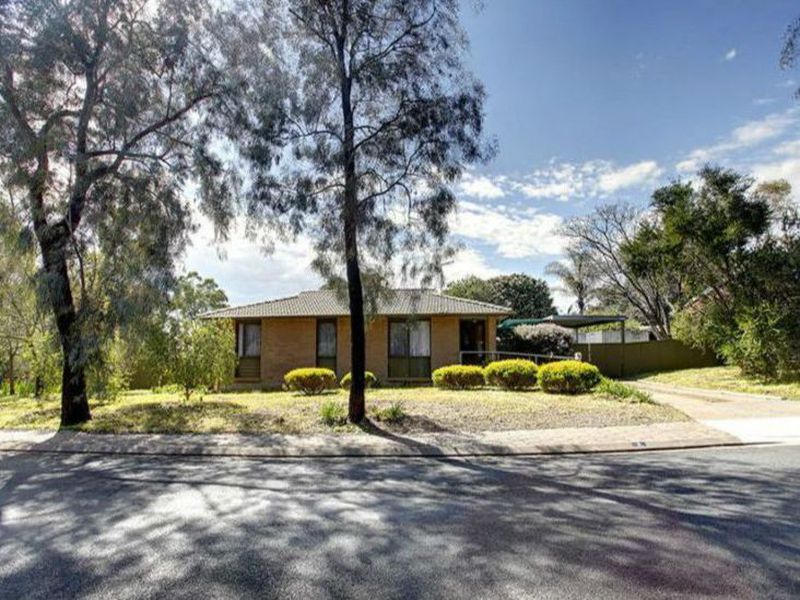 2 MILLIGAN DRIVE, Para Vista