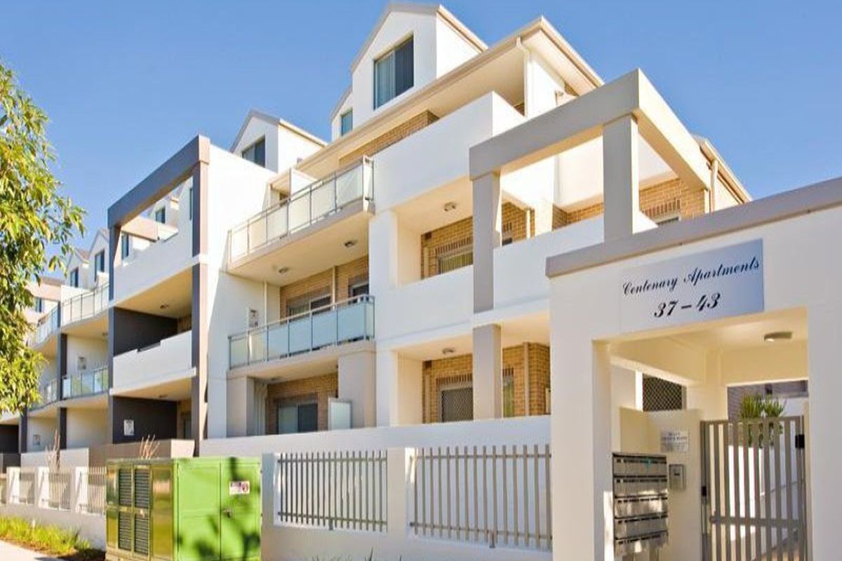37-43 Eastbourne Road, Homebush West