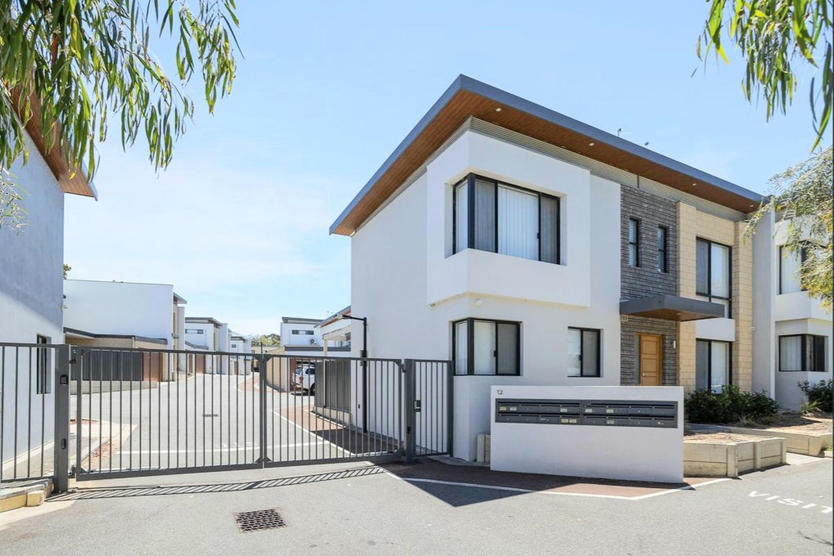 25 / 22 Rinaldo Crescent, Coolbellup