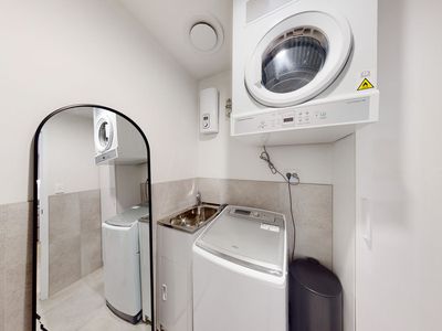 206 / 68 Sir Fred Schonell Drive, St Lucia
