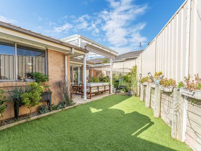 2 / 29 Dahlia Avenue, Hamlyn Terrace