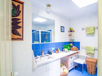 8 / 77-81 FRESHWATER STREET, TORQUAY QLD 4655, Torquay