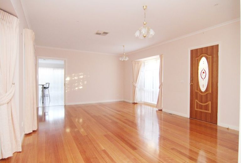 2 / 84 Leeds Road, Mount Waverley
