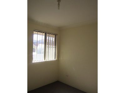 4 / 9 Melinda Grove, Lake Heights