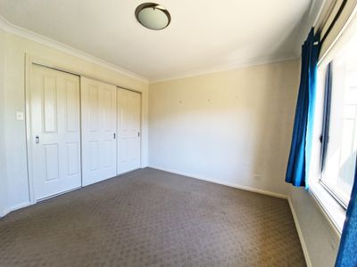 10 Holmwood Drive, Dubbo