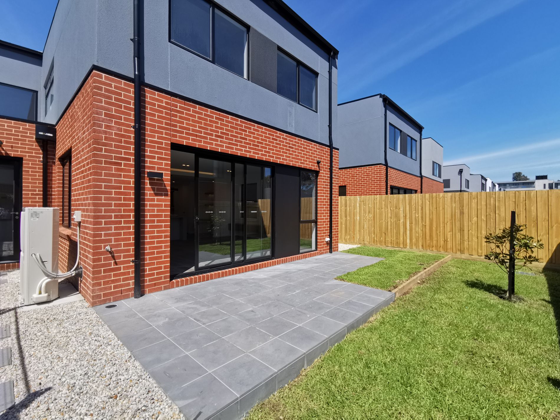 27 Rustic Avenue, Burwood East