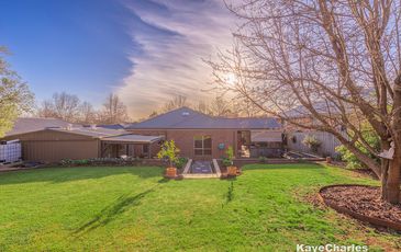 18 Beaconhill Drive, Beaconsfield